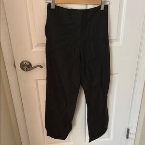 Black cropped LOFT Lightweight Pants